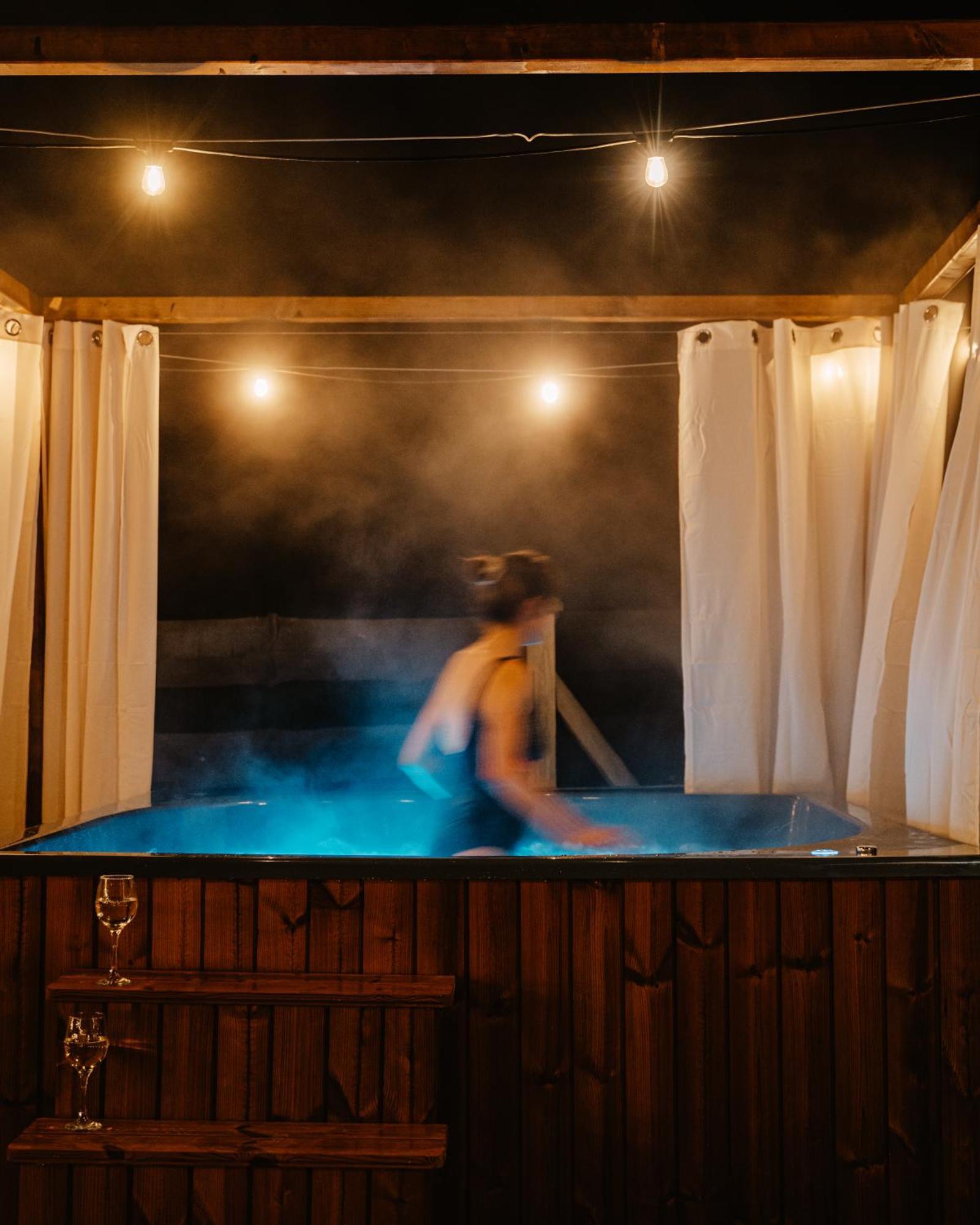 Sarnia Laka Domek 1 Z Prywatnym Jacuzzi Строне-Шльонське Екстер'єр фото
